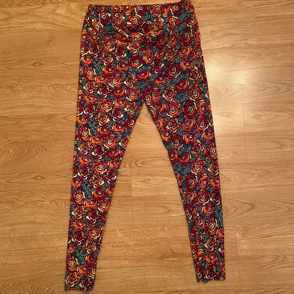 NWT LulaRoe Printed Leggings (Tall & Curvy)